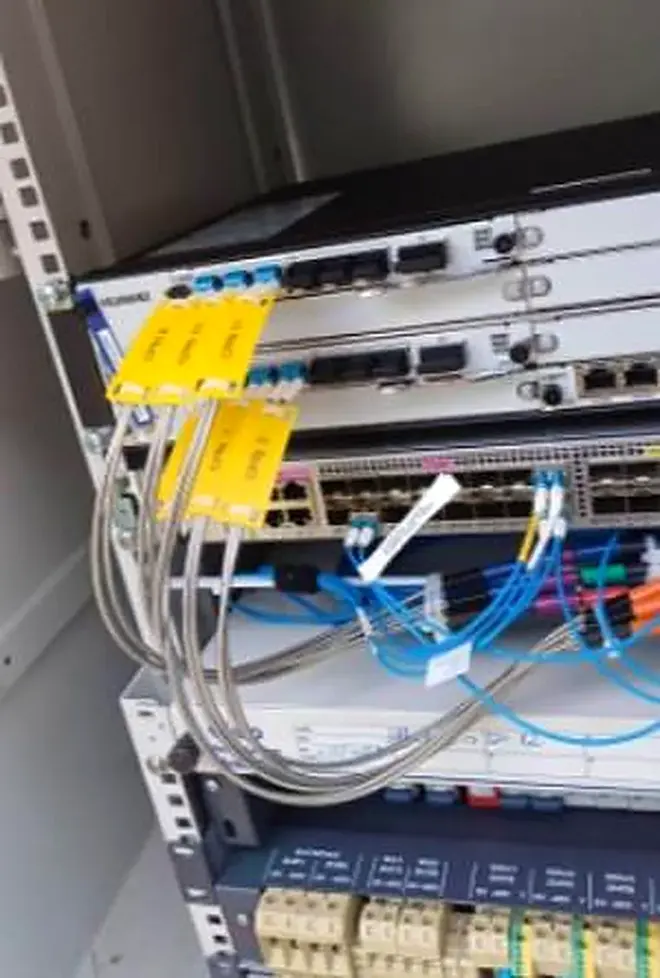 Rack e cabeamento — NOOP Engenharia